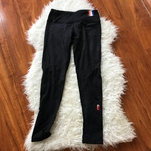 PE leggings Small